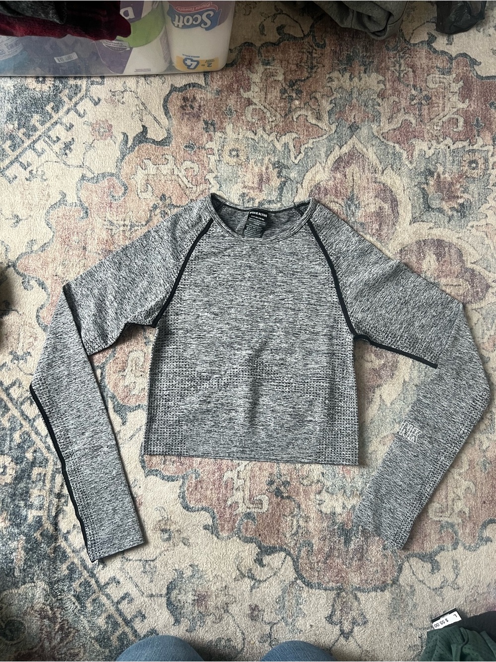 PINK Active Heather Gray Cropped Long-Sleeve Athletic Top